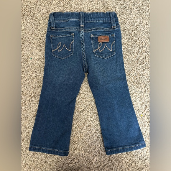 Toddler Wrangler blue jeans - Picture 2 of 2